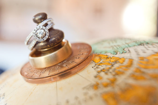 Wedding Band & Engagement Ring Photography jason rebecca 53$!600x Wedding Inspiration: Wedding Ring Photography