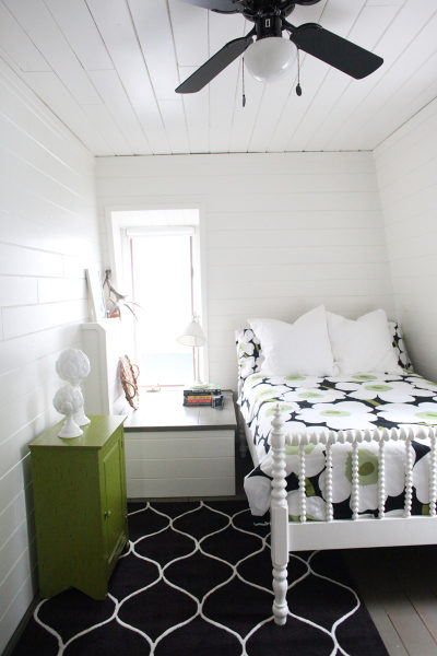 cabin bedroom