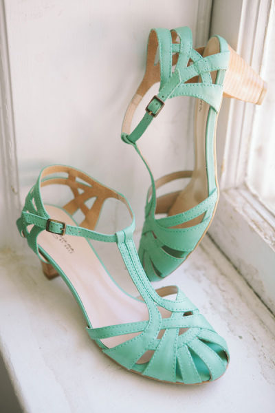 wedding colours mint green